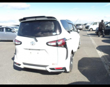 Toyota Sienta 2019