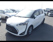 Toyota Sienta 2021