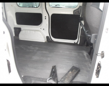 Nissan NV200 2022