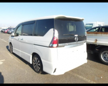Nissan Serena 2017