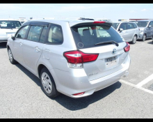 Toyota Corolla Fielder 2018