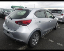 Mazda Mazda2 2020