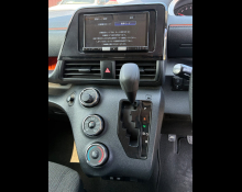 Toyota Sienta 2021