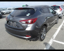 Mazda Axela Sports 2018