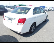 Toyota Corolla Axio 2012