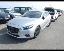 Mazda Axela 2018