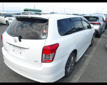 Toyota Corolla Fielder 2011
