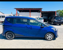 Toyota Sienta 2021