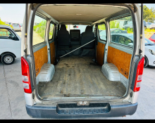 Toyota Hiace Van 2011