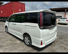 Toyota Noah 2019