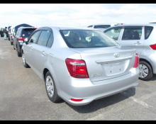 Toyota Corolla Axio 2015