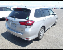 Toyota Corolla Fielder 2018