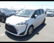 Toyota Sienta 2019