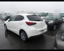 Mazda Mazda2 2020
