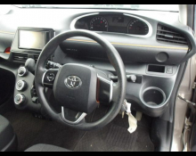 Toyota Sienta 2021