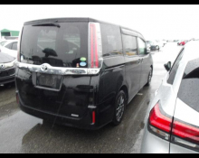Toyota Noah 2019