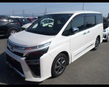 Toyota Voxy 2019
