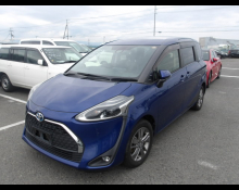 Toyota Sienta 2021