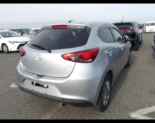 Mazda Mazda2 2020
