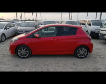 Toyota Vitz 2013