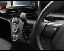 Toyota Sienta 2019