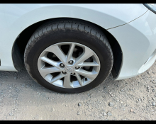 Toyota Auris 2012