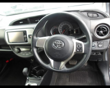 Toyota Vitz 2016