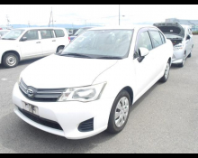 Toyota Corolla Axio 2013