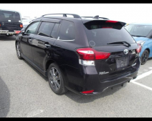 Toyota Corolla Fielder 2015