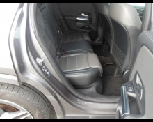 Mercedes-Benz GLA-class 2021