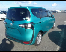 Toyota Sienta 2019