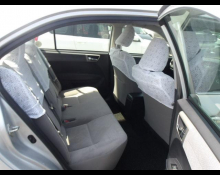 Toyota Corolla Axio 2013