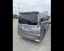 Toyota Voxy 2017