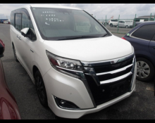 Toyota Esquire 2019