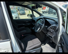 Toyota Voxy 2017