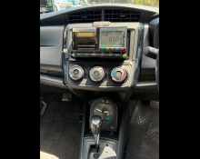 Toyota Corolla Axio 2015