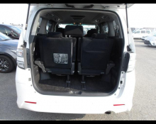 Toyota Vellfire 2010