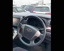 Toyota Vellfire 2012