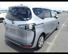 Toyota Sienta 2019