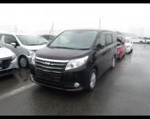 Toyota Noah 2017