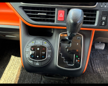 Toyota Voxy 2015