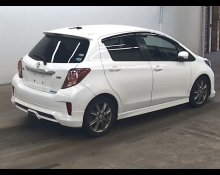Toyota Vitz 2011