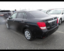 Toyota Corolla Axio 2013