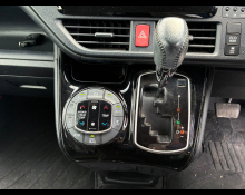 Toyota Noah 2019