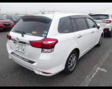 Toyota Corolla Fielder 2015