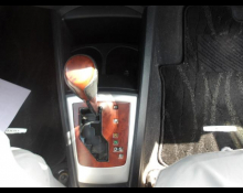 Toyota Corolla Axio 2012