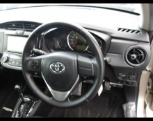 Toyota Corolla Axio 2015
