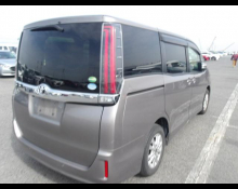 Toyota Noah 2020
