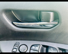 Nissan Serena 2018