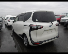 Toyota Sienta 2018